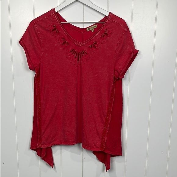 Democracy Tops - Democracy Womens Top M Red Acid Wash Pullover Cutout Detailing Crochet Hanky Hem